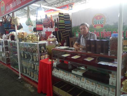 hoi-nong-dan-tinh-dak-lak-tham-du-festival-san-pham-nong-nghiep-tai-ba-ria-vung-tau-2016-72
